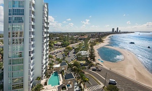 Gold Coast: 3- to 7-Night Package with Wine