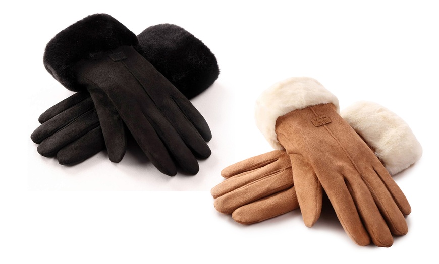 Image 7: One or Two Sherpa Lined Gloves 