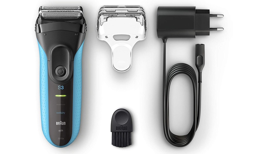 Image 4: Braun Electric Shaver