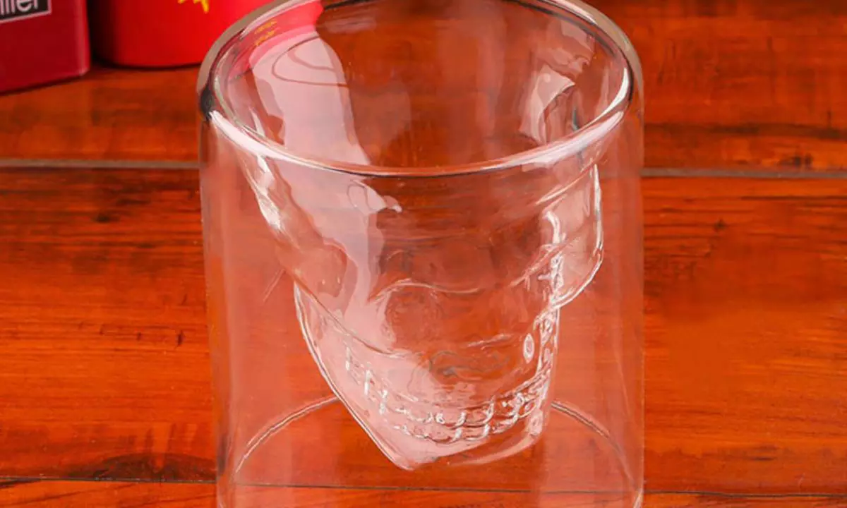 Lot de 4 verres à liqueur en forme de tête de mort - Image 7