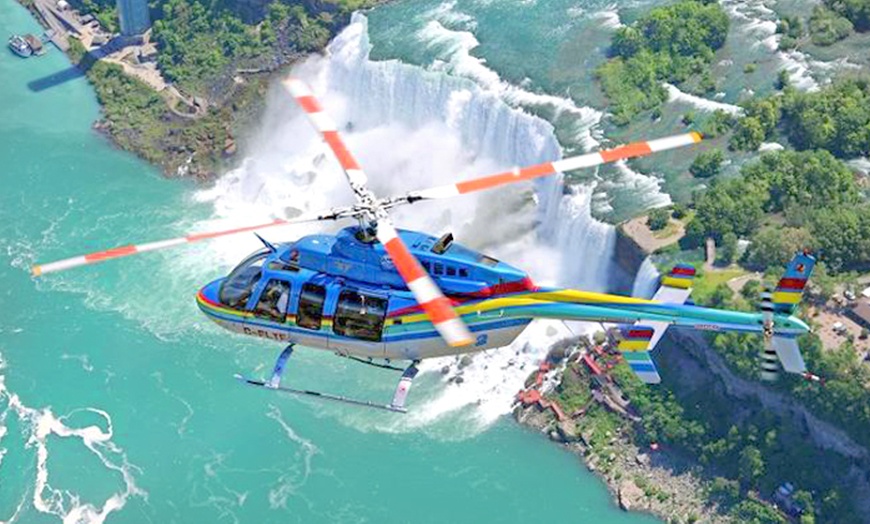 Image 2: Canada: Helicopter Flight over Niagara Falls