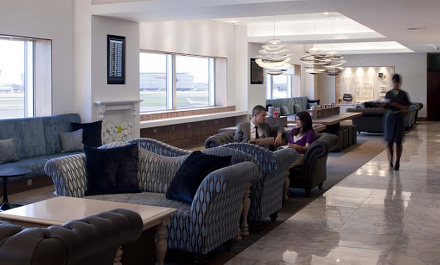 Image 3: Airport Lounge Membership