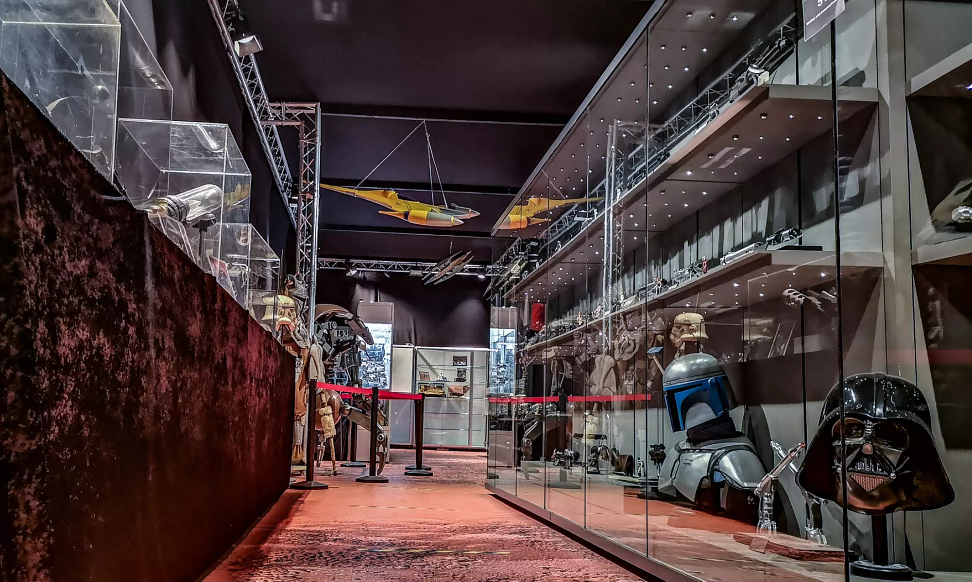 Eintritt und Führung für „Stars of the Galaxy“ für bis zu 3 Personen