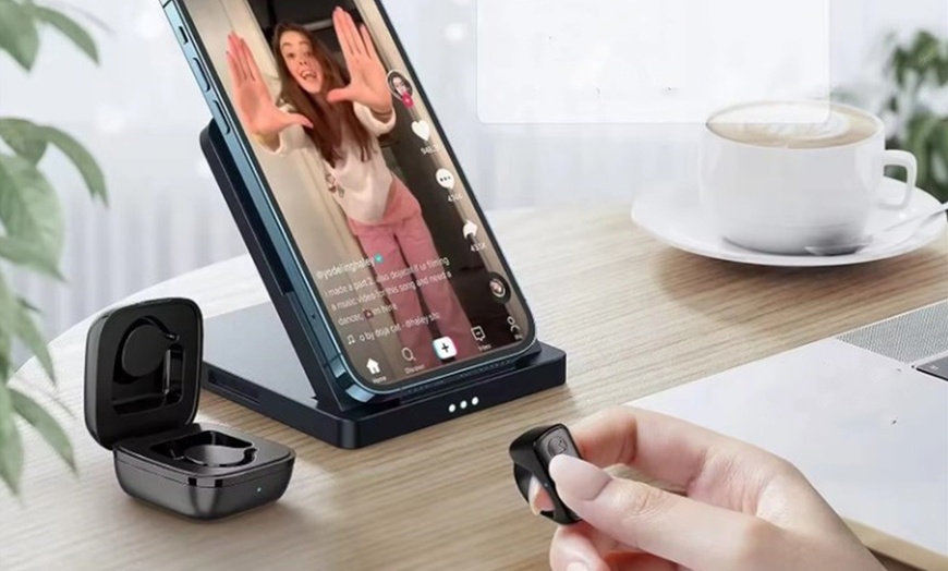 Image 1: Bluetooth Remote Control Ring for Phones