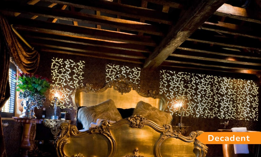 Image 21: 5* Decadent Hotel Break for Two with English or Thai Dining experience