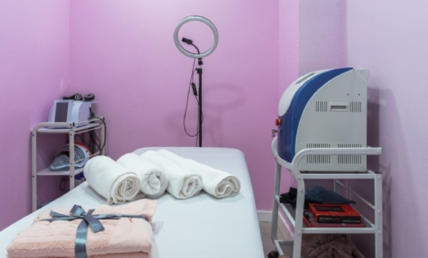 Image 2: 1 o 3 sesiones de reflexología podal con masaje de piernas