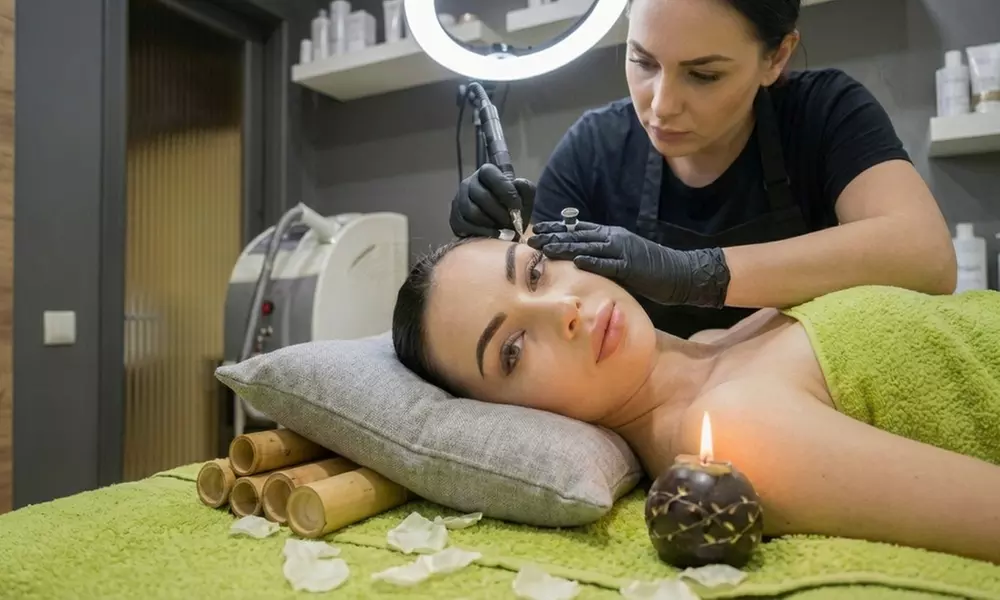 Servicios para pestañas y cejas a elegir para 1 persona