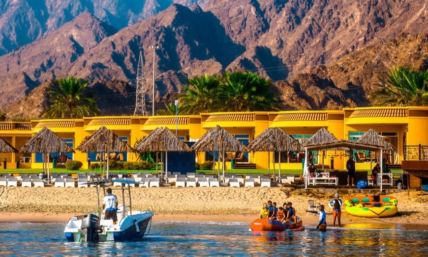 Image 14: Pool and Beach Access with Meal