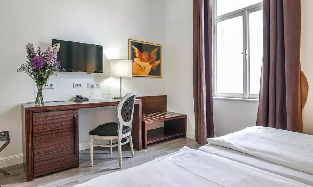 ✈ Praga 4*: Volo diretto più 2 o 3 notti in hotel