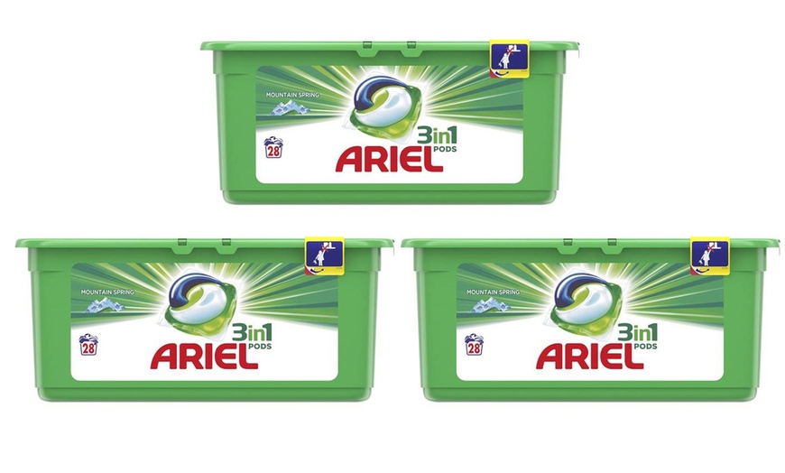 Image 7: Capsules de lavage Ariel