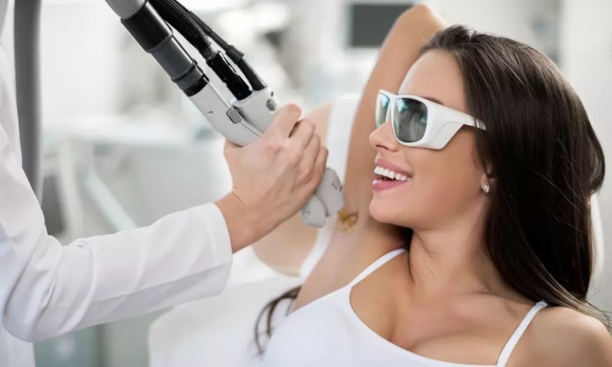 Image 1: Séances d'épilation laser sur zone au choix chez Mela Esthetique