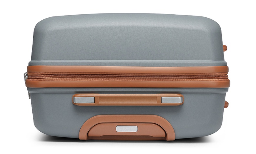 Image 12: Multi-Texture Polypropylene Hard Shell Suitcase With TSA Lock