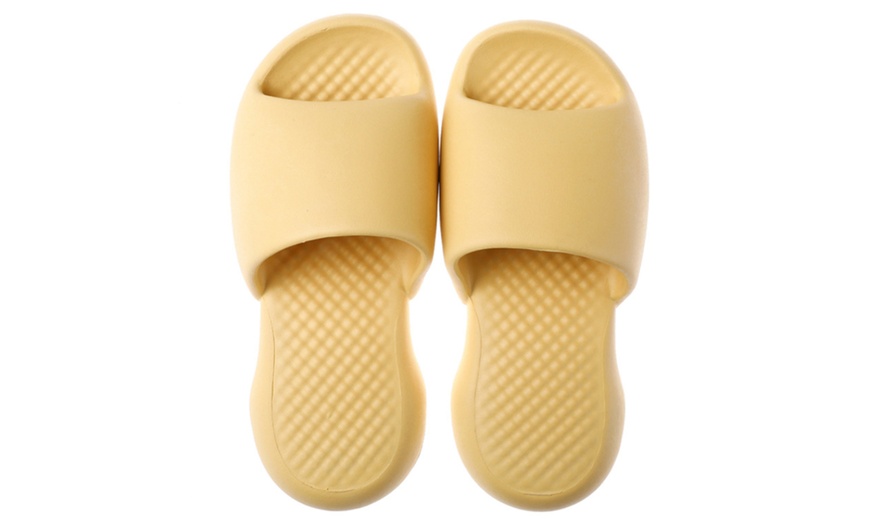 Image 7: Women's Thick-Sole Slippers