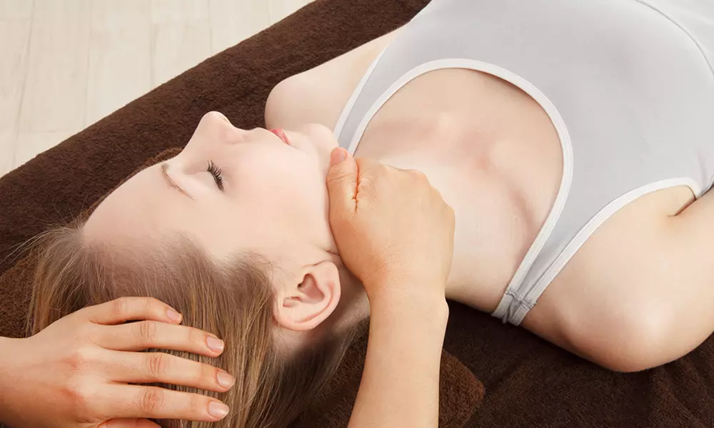 Séance de shiatsu du visage et réflexologie plantaire d'1h à 34,90 € au centre Shiatsu Vagney - Primary Image