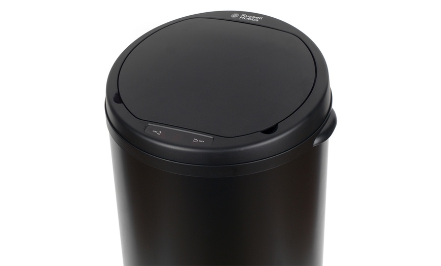 Image 11: Russell Hobbs Motion Sensor Bin