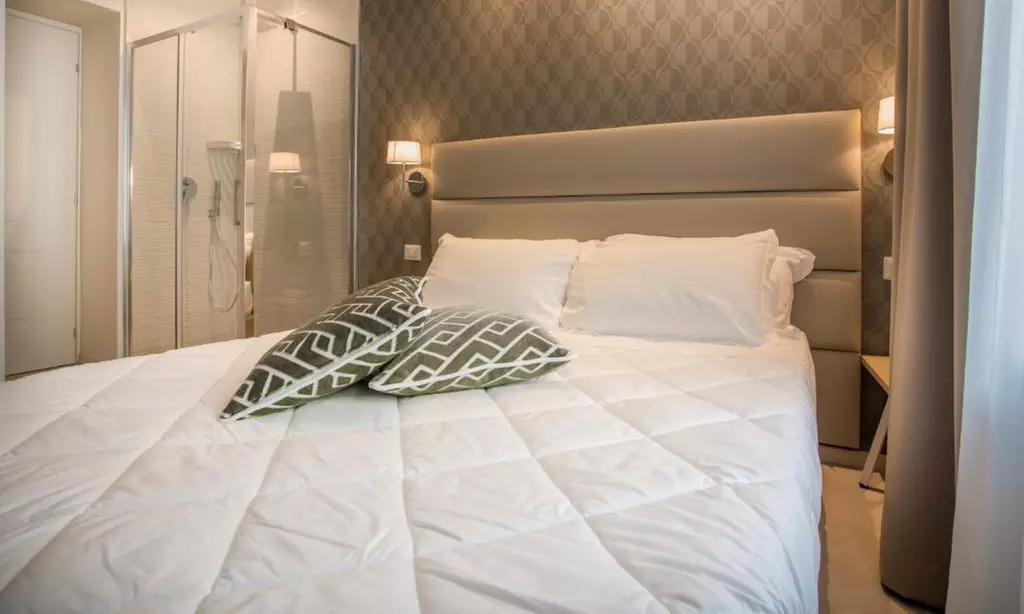 Toscana: Soggiorno con Colazione o Cena, Idromassaggio e e-bike