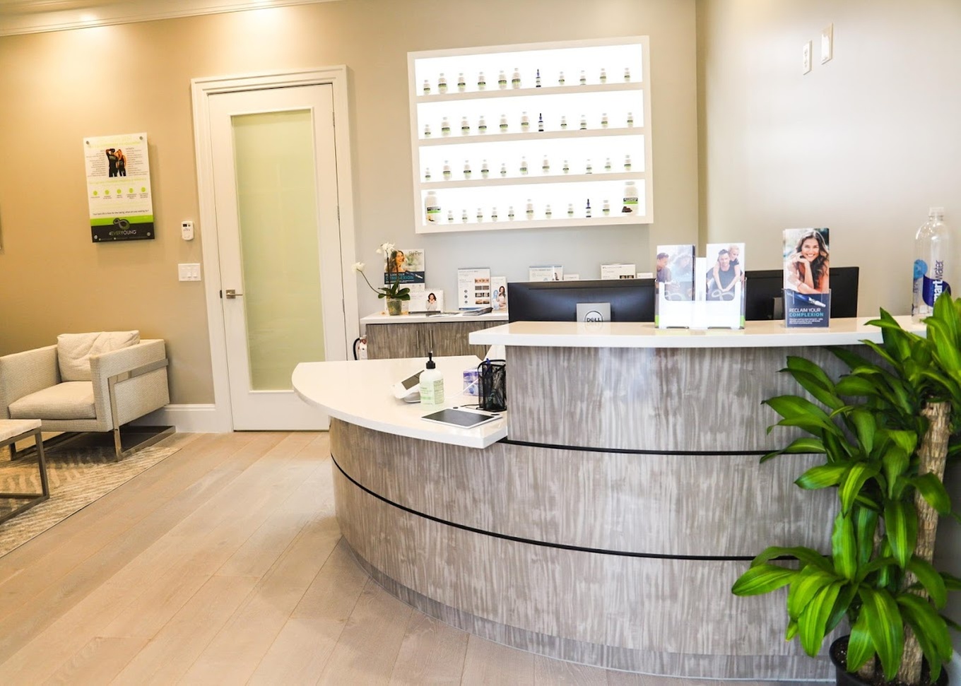 Achieve a Youthful Glow with 20 Units of Botox Treatment