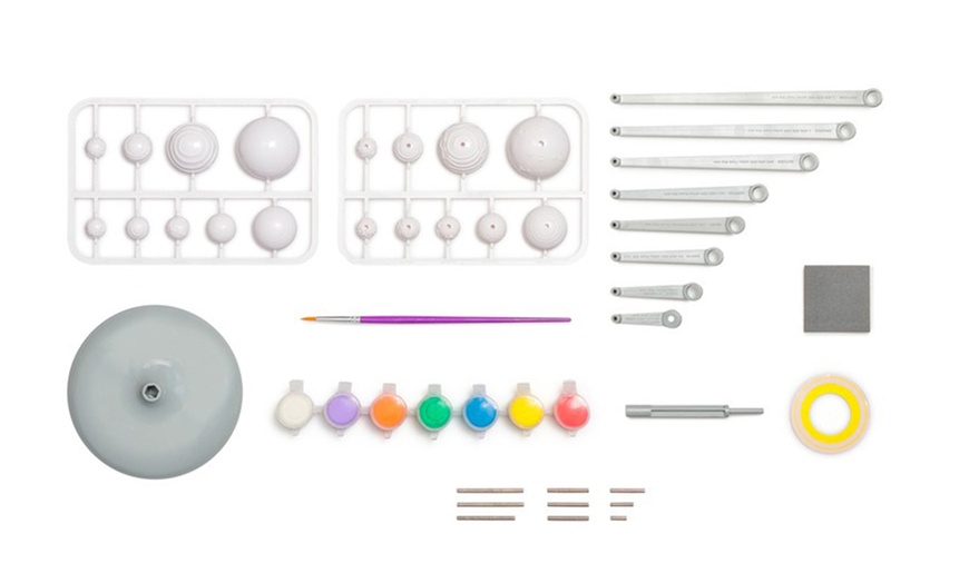 Image 3: Solar System Planetarium Kit