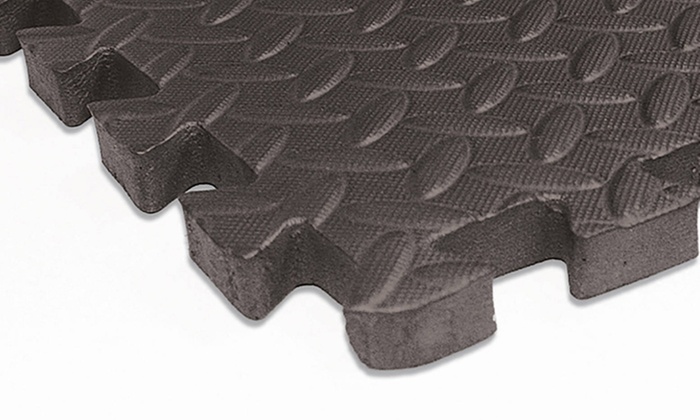 Shock-Absorbing Athletic Rubber Gym Flooring Mats (6-Pack) | Groupon