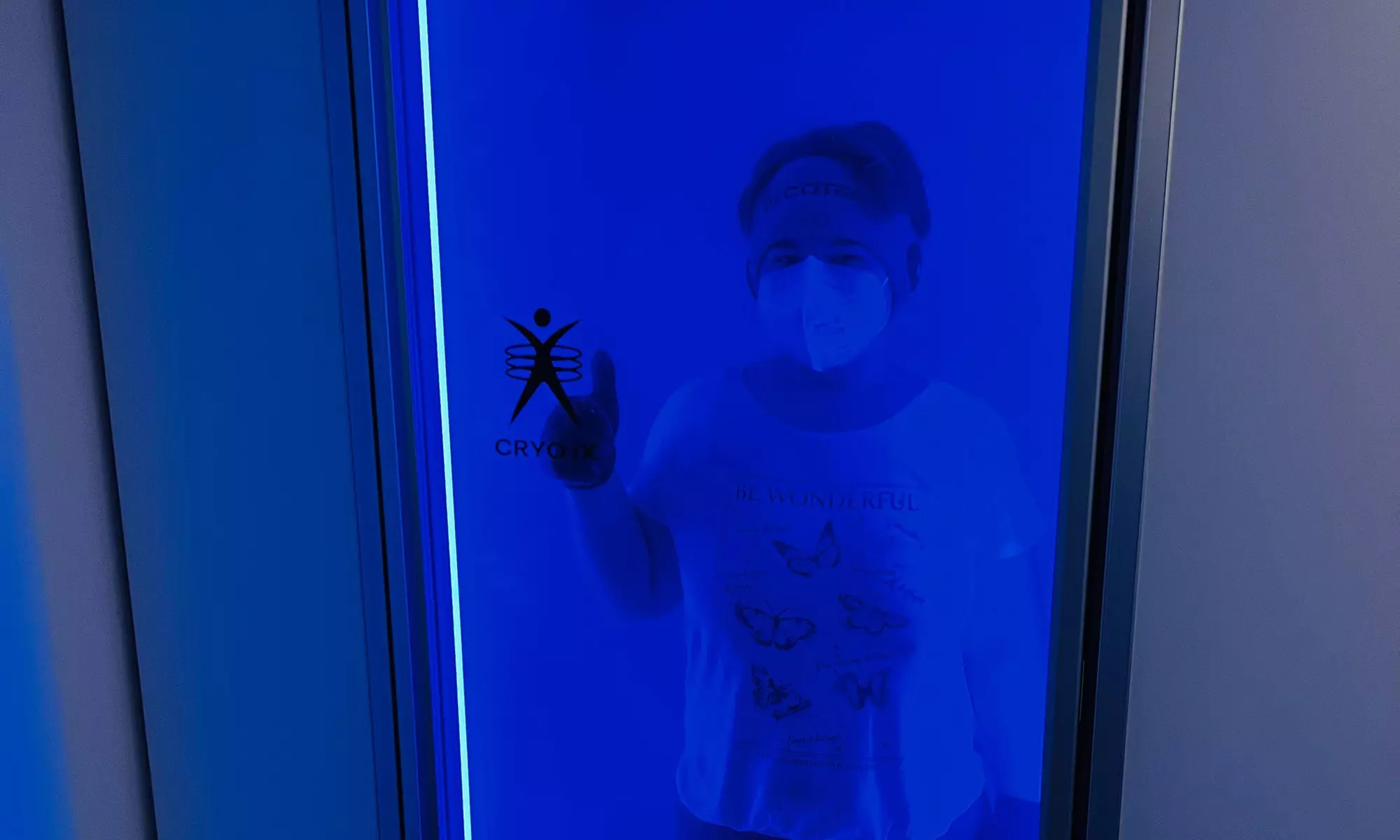 Erlebe 1 oder 3x innovative Kältekammer-Behandlung für 1 Person