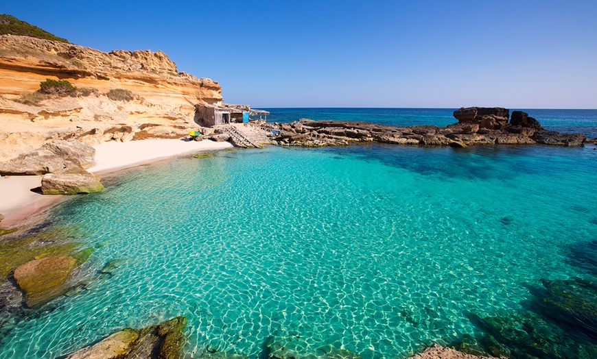 Image 9: Descuento en ferry para Ibiza y Formentera con Baleària
