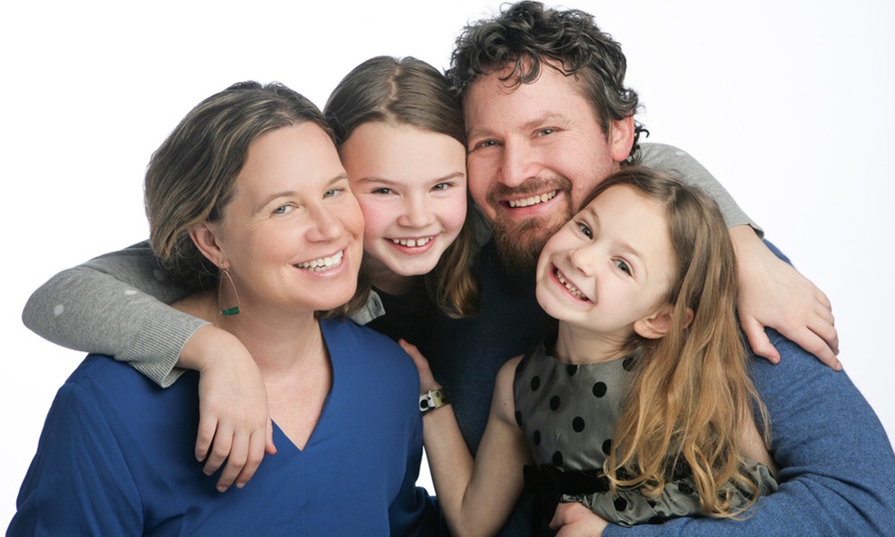 $49 for In-Studio Photo Session for Up to 8 with Print and Digit Image at Yuen Lui Studio ($210 Value) - Primary Image