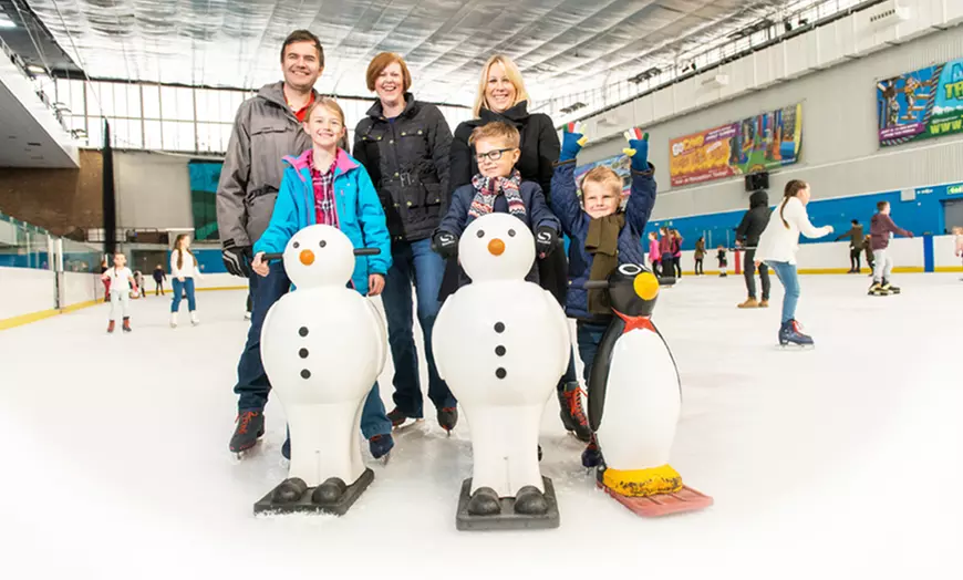 Image 3: Ice Skating for Two