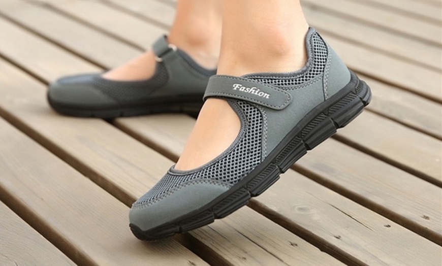 Image 9: Women's Breathable Trainers