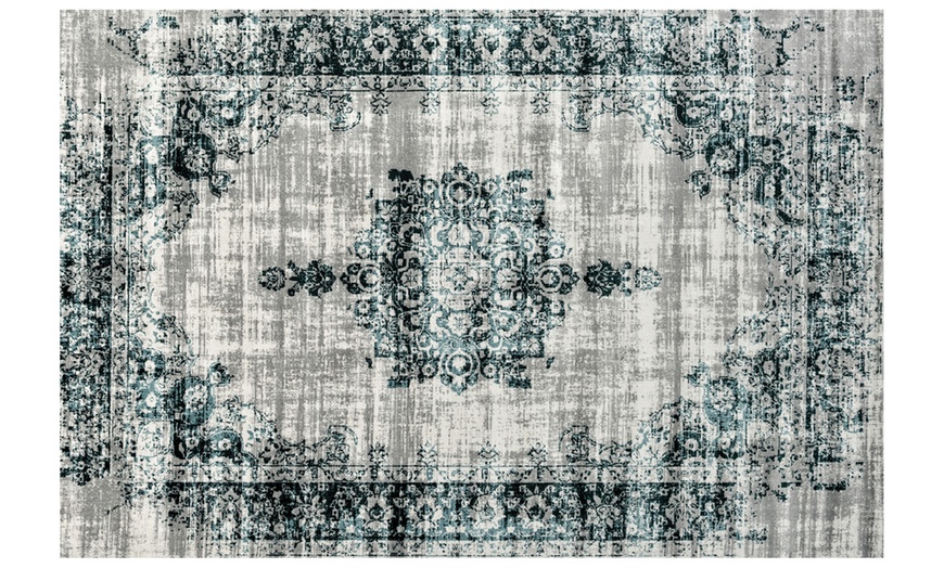 Image 13: On-Trend Vintage-Effect Rug