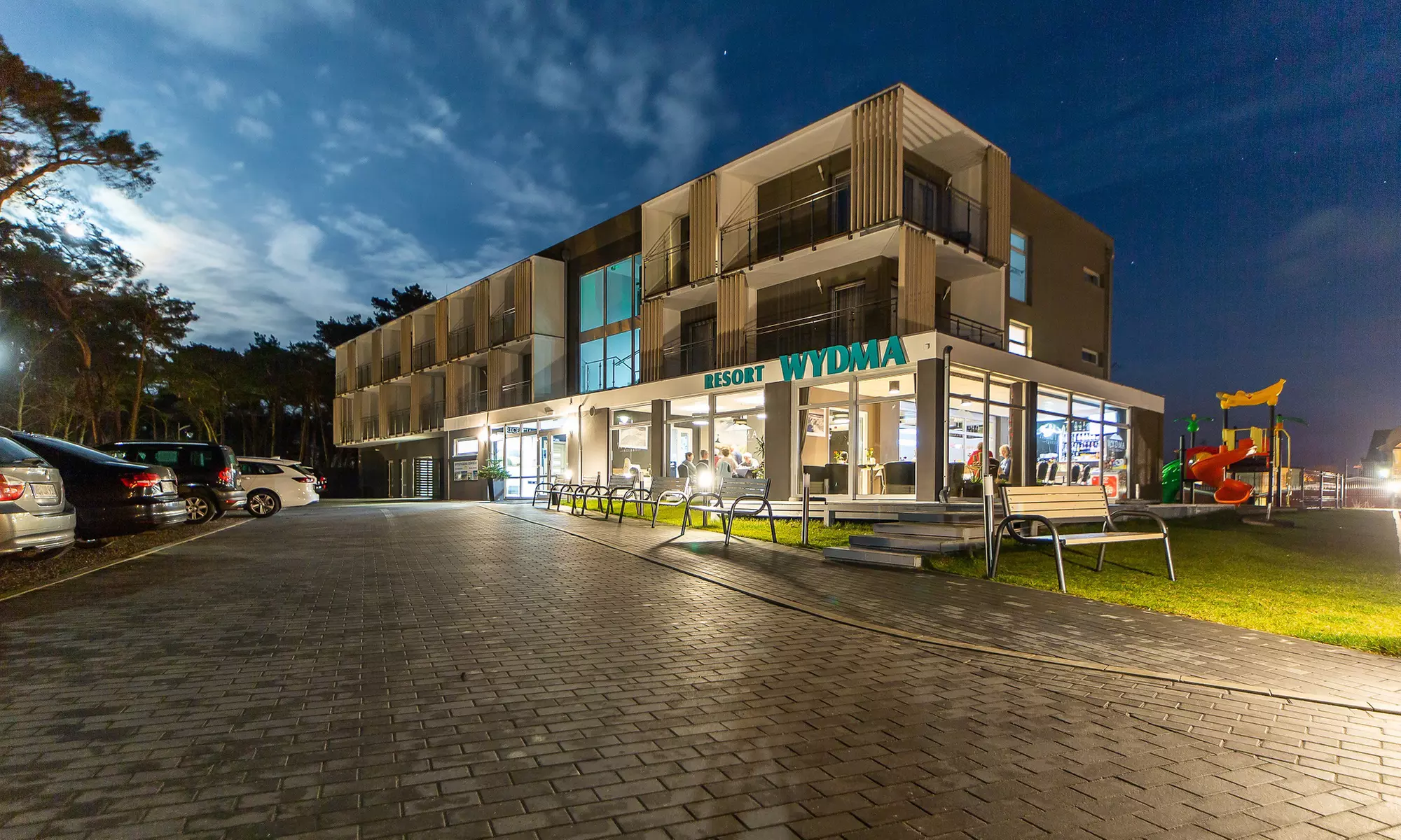 Mrzeżyno bei Kolberg: Standard-Zimmer für 2 Personen mit Frühstück oder Halbpension und Spa im Wydma Resort - Primary Image