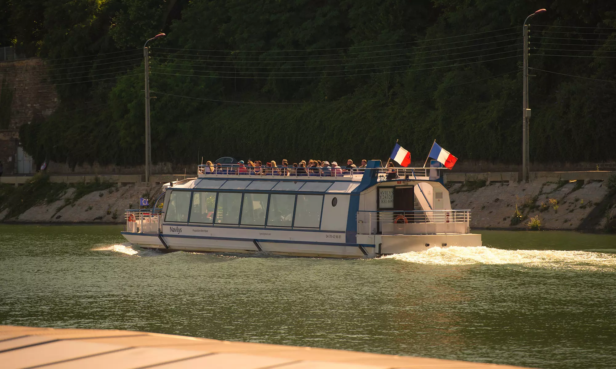 Croisières promenade sur le Rhône  de 1h avec Les Bateaux Lyonnais (jusqu'à 20% de réduction) - Second Medium