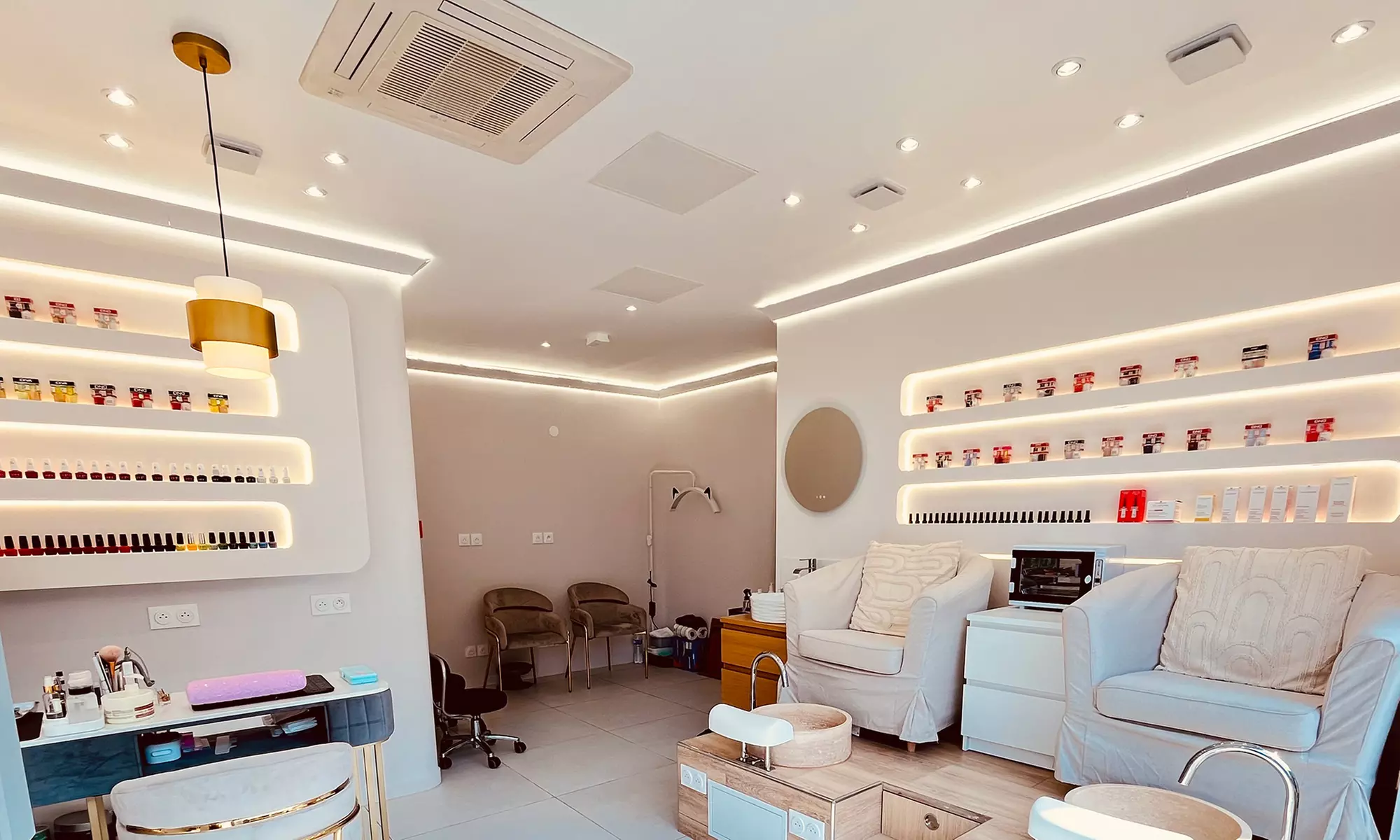 Soin du visage anti-âge ou antifatigue avec Moulin Santé and Beauté