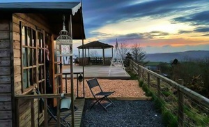 Shropshire: Up to 2-Night Glamping with Alpaca experience