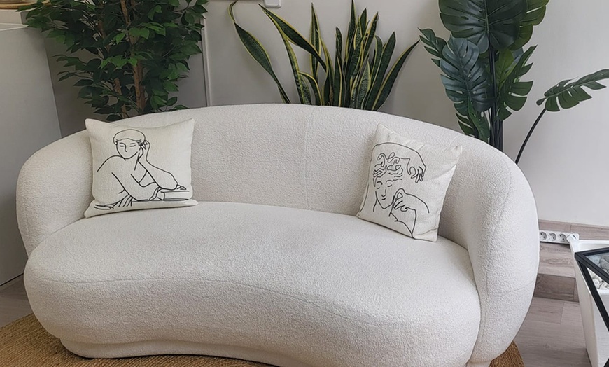 Image 5: Masaje a elegir de hasta 60 minutos para 1 persona