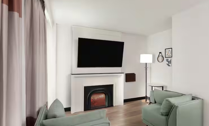 Image 13: Members Pricing: Boutique Charm Near Boston Common and Downtown Sights