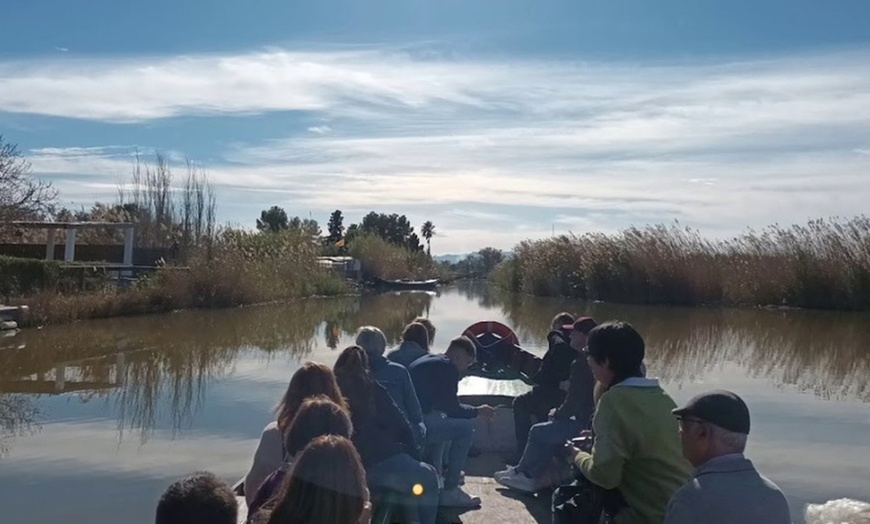 Image 8: ¡Descubre la magia de la Albufera en barca!