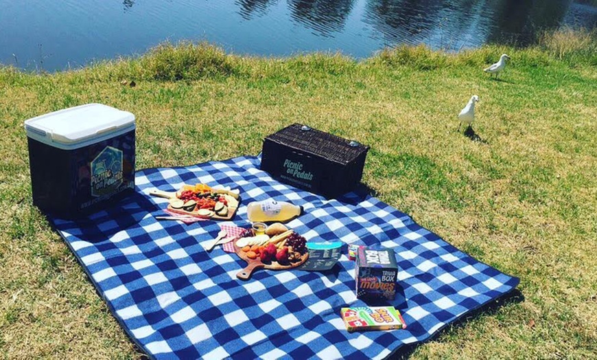 Image 3: Picnic and Bike Hire for Two