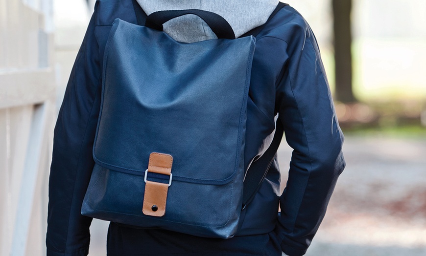 Image 4: Messenger Bag or Backpack