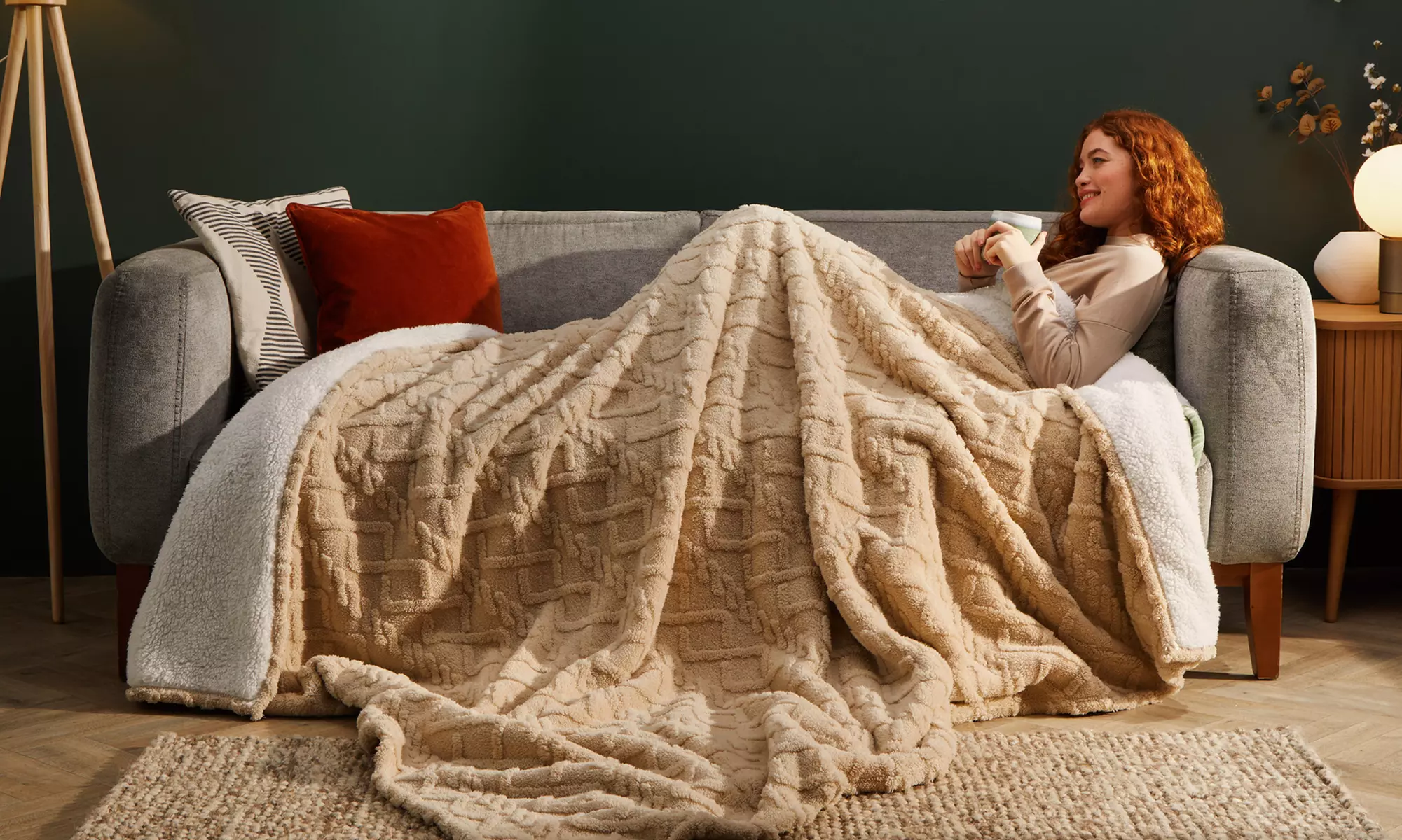 Super-Sized Silentnight Snugsie Giant Family Sherpa Blanket