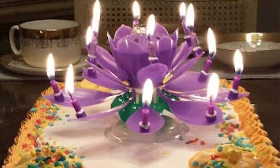 Amazing Blooming Lotus Flower Rotating Birthday Candle - Primary Image