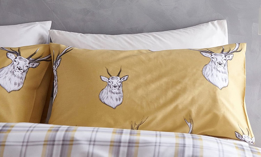 Image 2: Catherine Lansfield Stag Ochre Duvet Cover Set