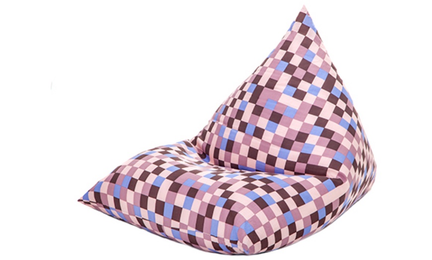 Image 6: Kids' Pyramid Bean Bag