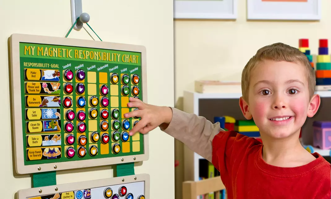 Melissa & Doug Magnetic Responsibility Chart or Calendar - Primary Image