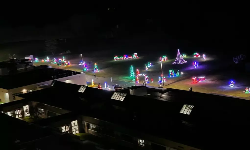 General Admission Ticket to Bonac Festival of Lights (Up to 28% Off) - Second Medium