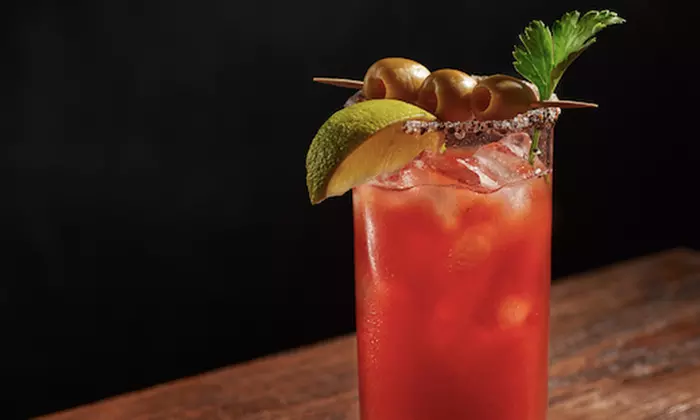 Experience Rooftop Dining with Bottomless Brunch for 2 or 4 People