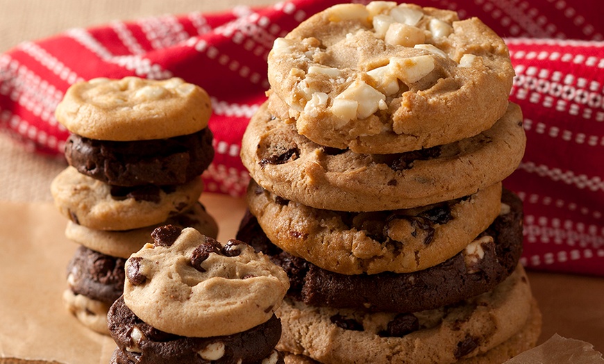 Image 4: Mrs. Fields Cookies: $20 Spend