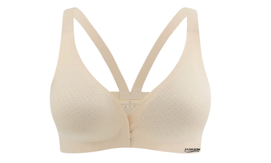 Image 5: Seamless Front Fastening Push Up Bra