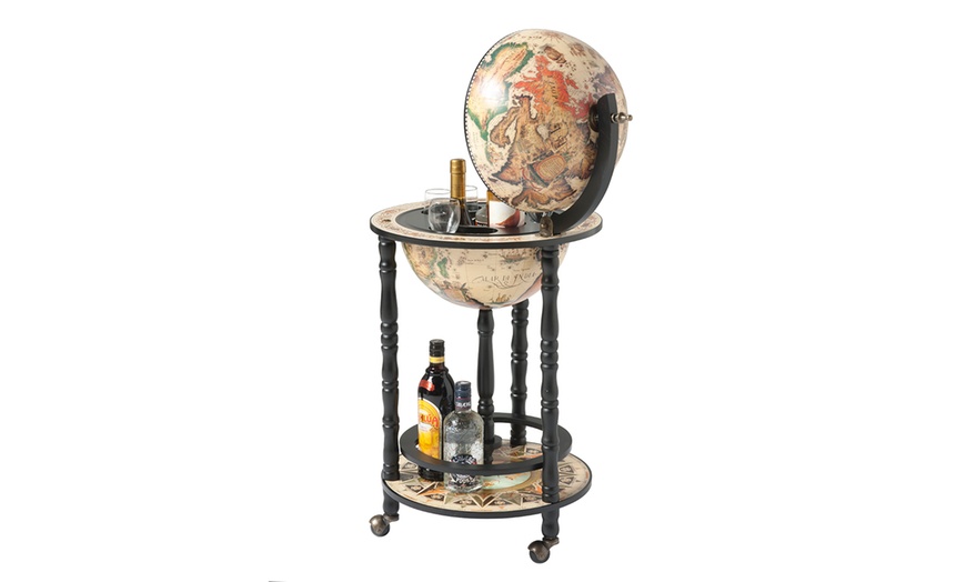 Image 12: Bar Globes