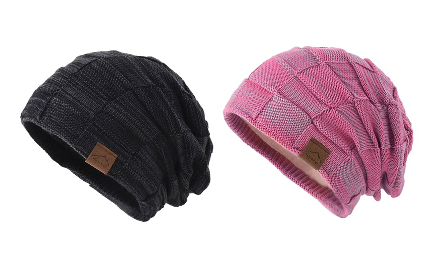 Image 10: 1 of 2 unisex stretchable en warme beanies