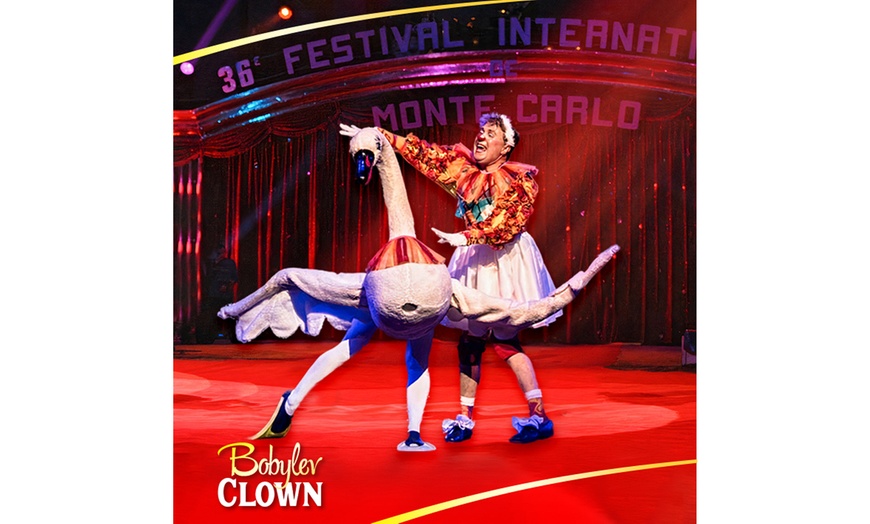 Image 1: Place pour "Le Cirque Mondial à Paris"